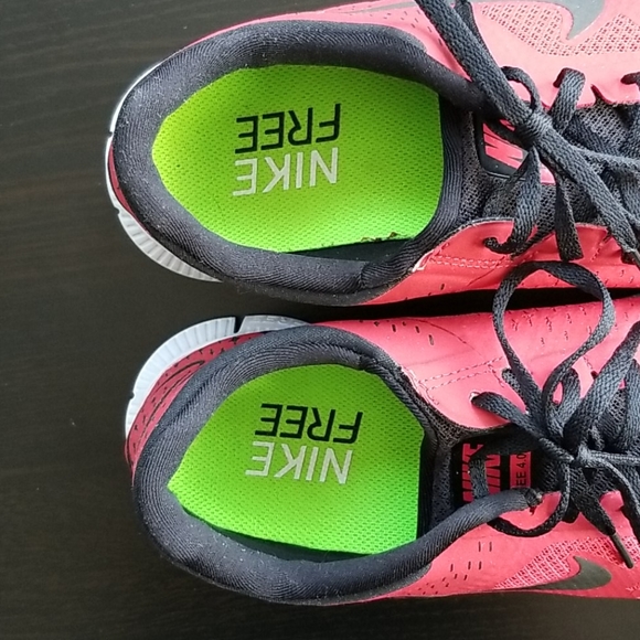 Nikes Free 4.0 V2 (Men's, Sz 11) - Picture 6 of 9